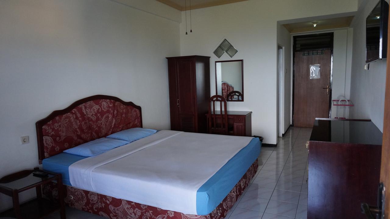 Hotel Surya Indah Batu Malang Exteriér fotografie